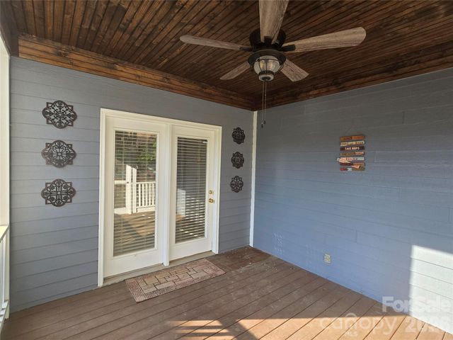 2615 Merion Hills Court, Charlotte, NC 28269
