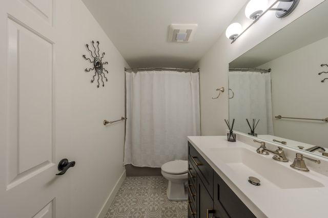 255 North Rd 201, Chelmsford, MA 01824