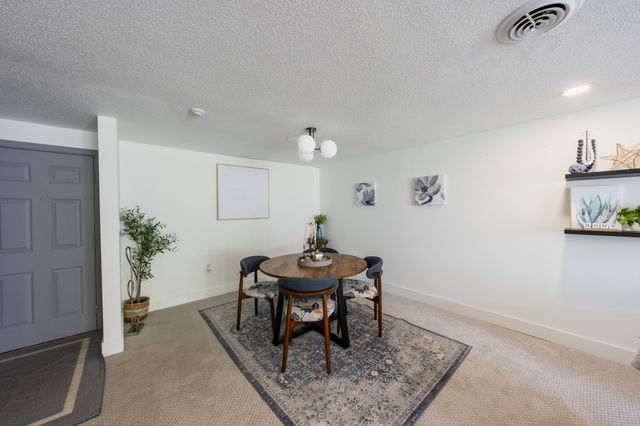 255 North Rd 201, Chelmsford, MA 01824