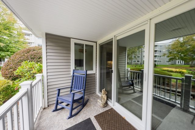 255 North Rd 201, Chelmsford, MA 01824