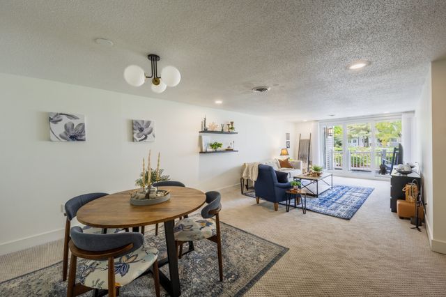 255 North Rd 201, Chelmsford, MA 01824