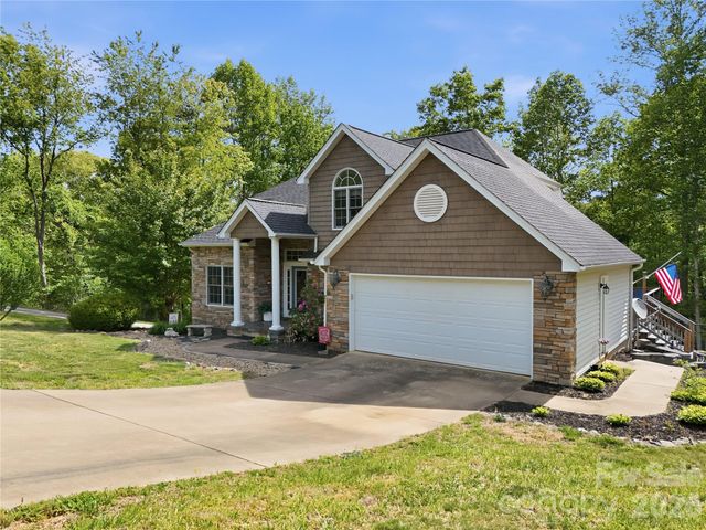 275 Ferguson Drive, Asheville, NC 28806