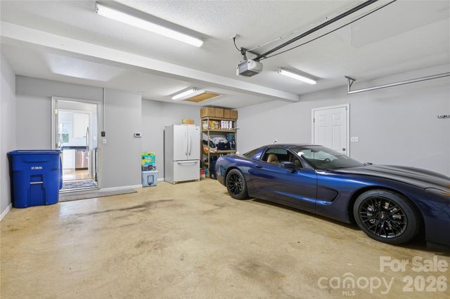 275 Ferguson Drive, Asheville, NC 28806