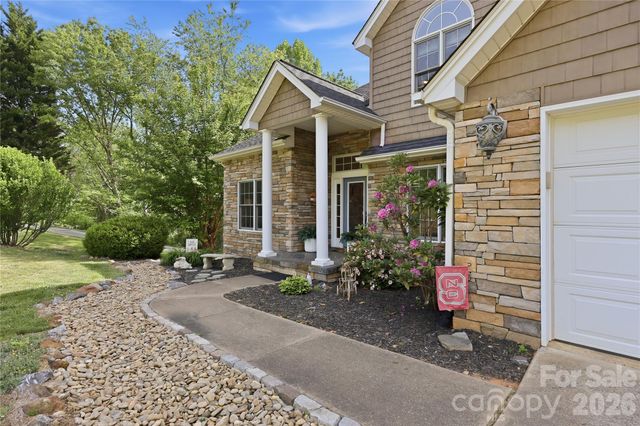 275 Ferguson Drive, Asheville, NC 28806