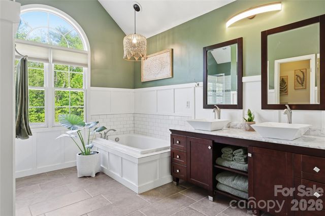 275 Ferguson Drive, Asheville, NC 28806