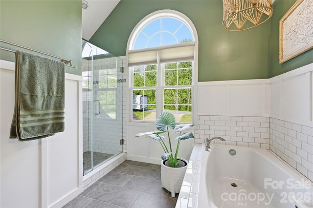 275 Ferguson Drive, Asheville, NC 28806