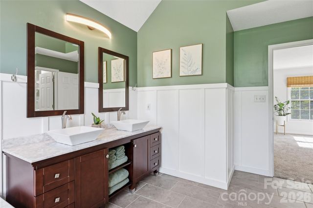 275 Ferguson Drive, Asheville, NC 28806