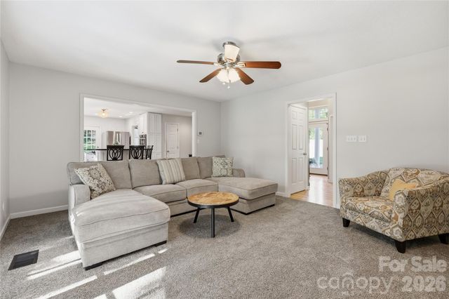 275 Ferguson Drive, Asheville, NC 28806