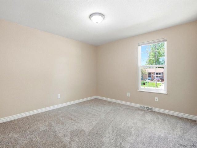 4253 E Weaver Pl, Centennial, CO 80121