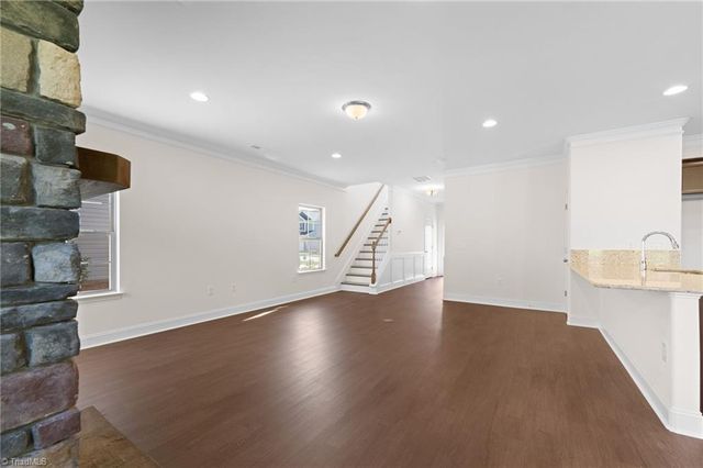 2962 Flat Rock Drive, Winston-salem, NC 27127