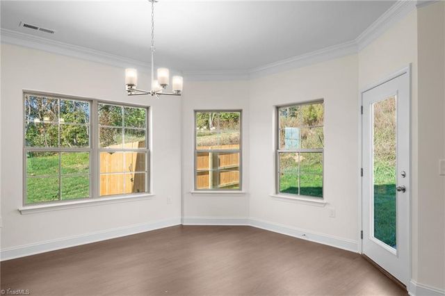 2962 Flat Rock Drive, Winston-salem, NC 27127