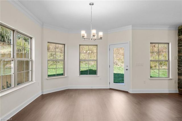 2962 Flat Rock Drive, Winston-salem, NC 27127