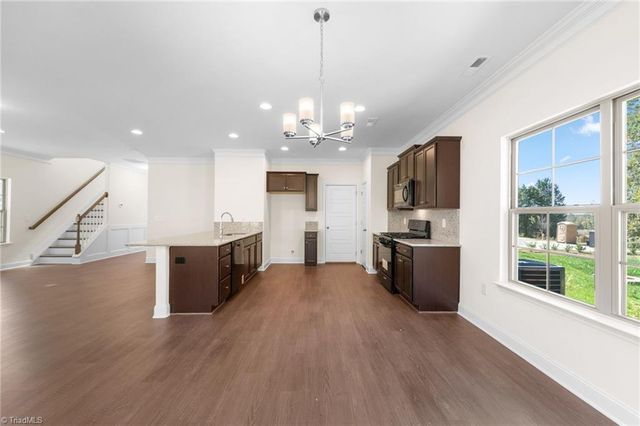 2962 Flat Rock Drive, Winston-salem, NC 27127