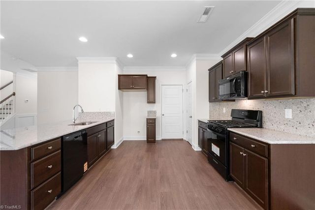2962 Flat Rock Drive, Winston-salem, NC 27127