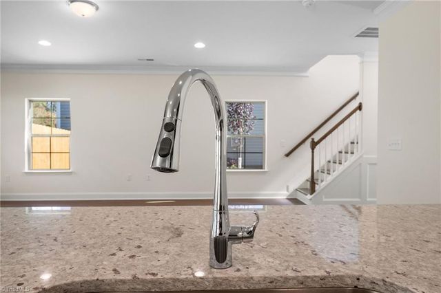 2962 Flat Rock Drive, Winston-salem, NC 27127