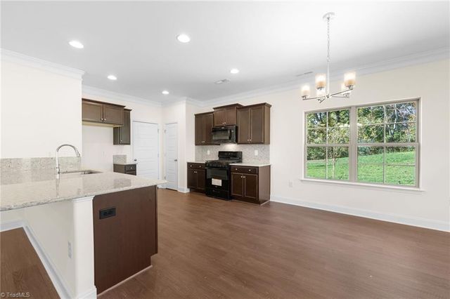 2962 Flat Rock Drive, Winston-salem, NC 27127