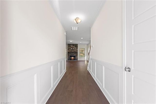 2962 Flat Rock Drive, Winston-salem, NC 27127