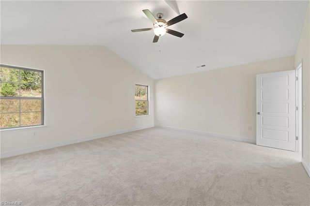 2962 Flat Rock Drive, Winston-salem, NC 27127