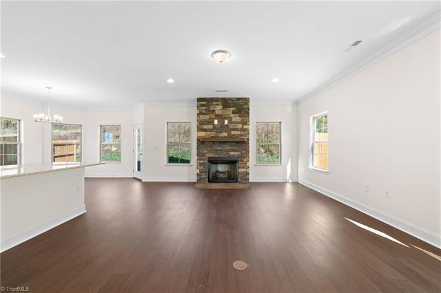 2962 Flat Rock Drive, Winston-salem, NC 27127