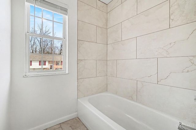 939 Venetian Terrace, Cincinnati, OH 45224