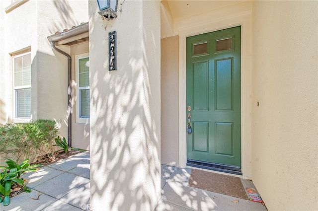 234 Dewdrop, Irvine, CA 92603