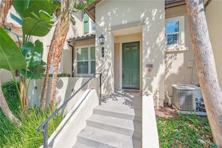 234 Dewdrop, Irvine, CA 92603