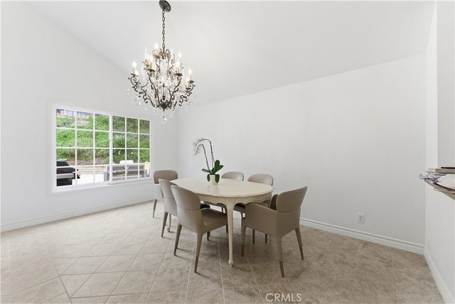 19511 Rosita, Tarzana, CA 91356