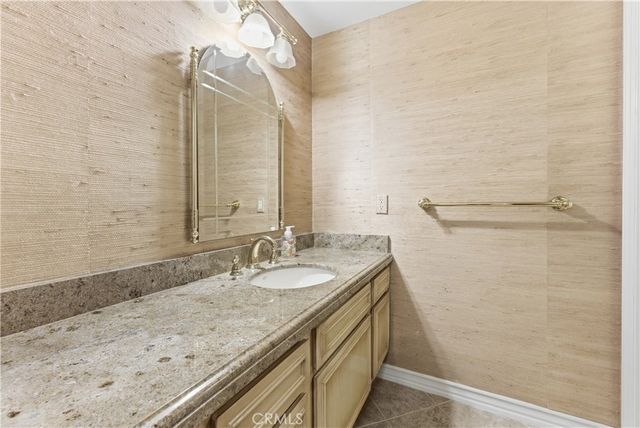 19511 Rosita, Tarzana, CA 91356
