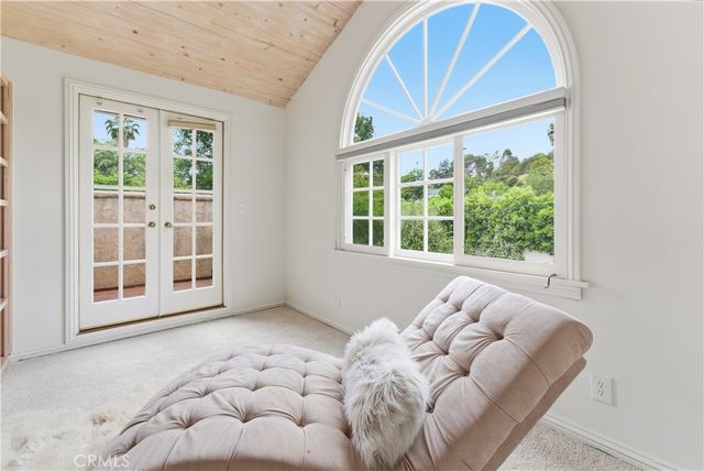 19511 Rosita, Tarzana, CA 91356