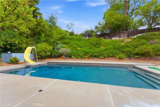 19511 Rosita, Tarzana, CA 91356
