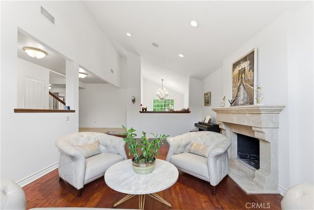 19511 Rosita, Tarzana, CA 91356