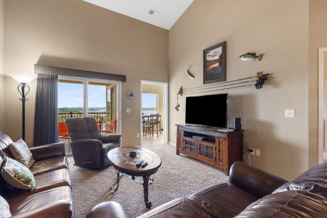 200 Majestic Drive 2-411, Branson, MO 65616