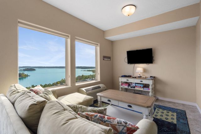 200 Majestic Drive 2-411, Branson, MO 65616