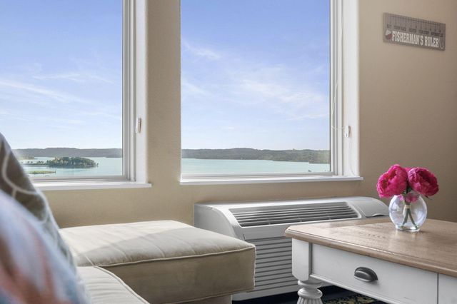 200 Majestic Drive 2-411, Branson, MO 65616