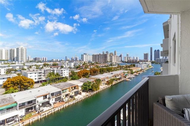 3703 NE 166th St 904, North Miami Beach, FL 33160