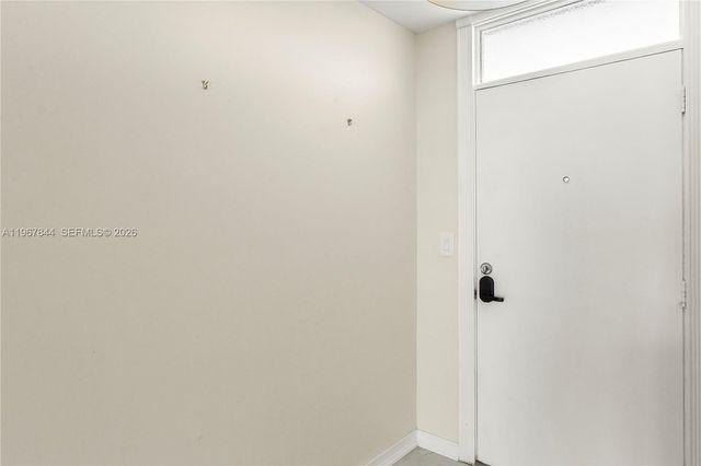 3703 NE 166th St 904, North Miami Beach, FL 33160