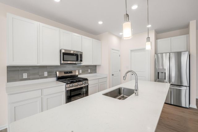 4054 Reflection Place, Valparaiso, IN 46385
