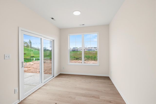 4054 Reflection Place, Valparaiso, IN 46385