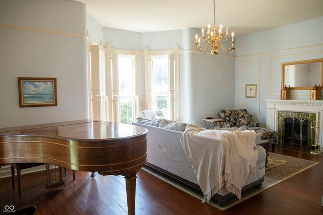 415 E Wabash Avenue, Crawfordsville, IN 47933