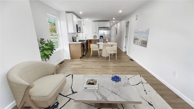 691 Potters Avenue, Providence, RI 02907