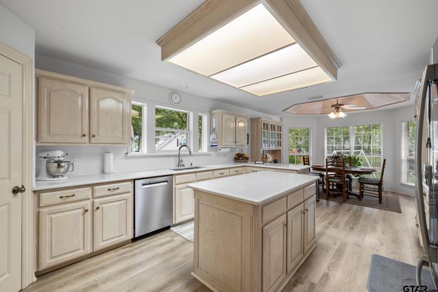 23301 Greenwood Trail, Bullard, TX 75757