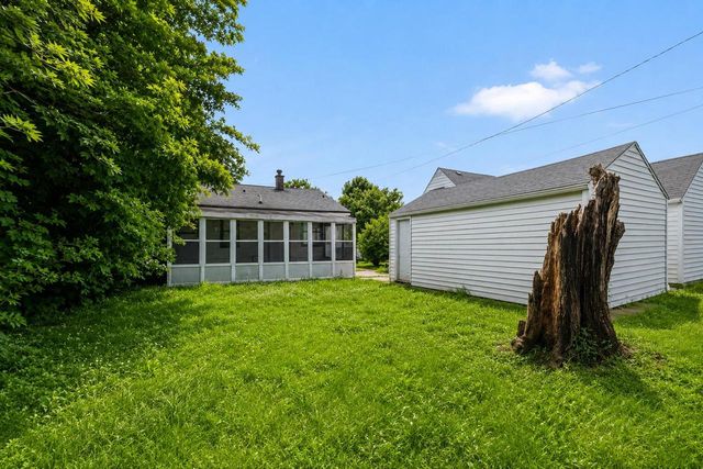 5695 N 57th STREET, Milwaukee, WI 53218