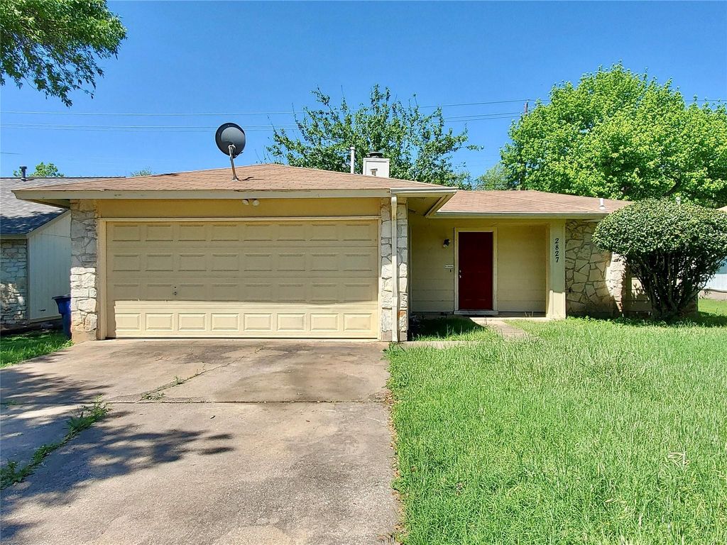 2827 Wilcrest DR, Austin, TX 78748