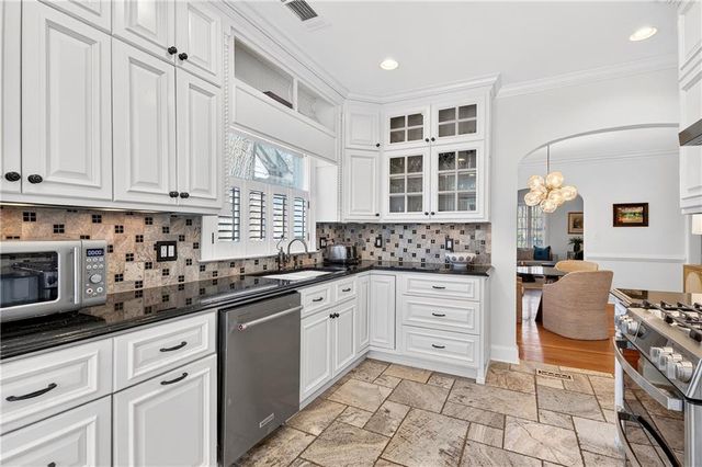 1197 Beech Valley Road NE, Atlanta, GA 30306