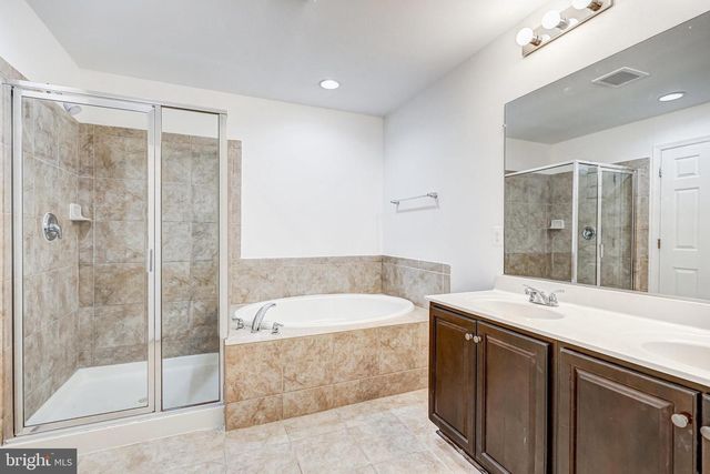 25550 CASALE TER, Chantilly, VA 20152