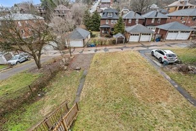 139 Sumner Ave, Forest Hills Boro, PA 15221