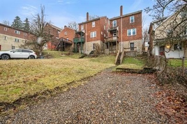 139 Sumner Ave, Forest Hills Boro, PA 15221