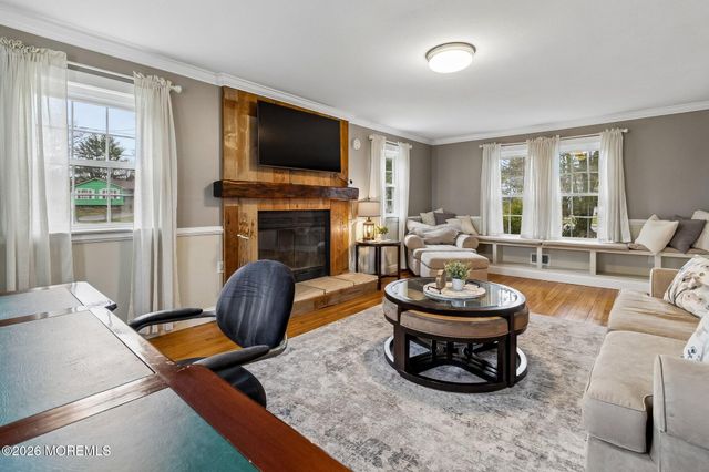 2 Wickham Lane, East Windsor, NJ 08520