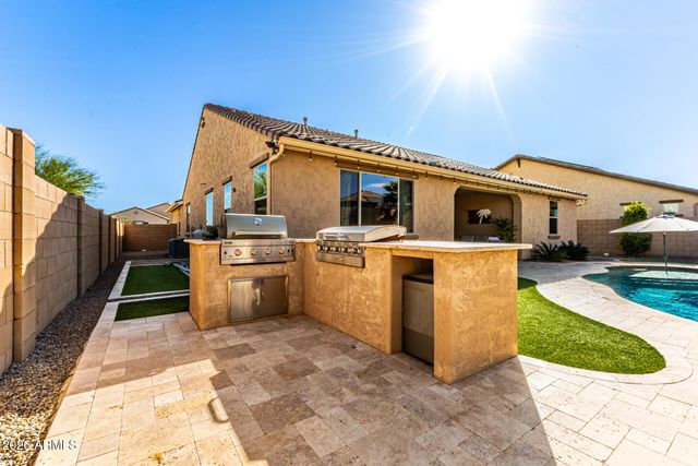 18384 W MOUNTAIN SKY Avenue, Goodyear, AZ 85338