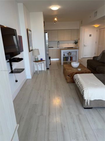 4250 NE Biscayne Blvd 1115, Miami, FL 33137